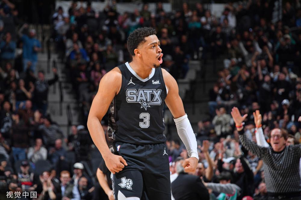 与儿子布朗 与儿子布朗