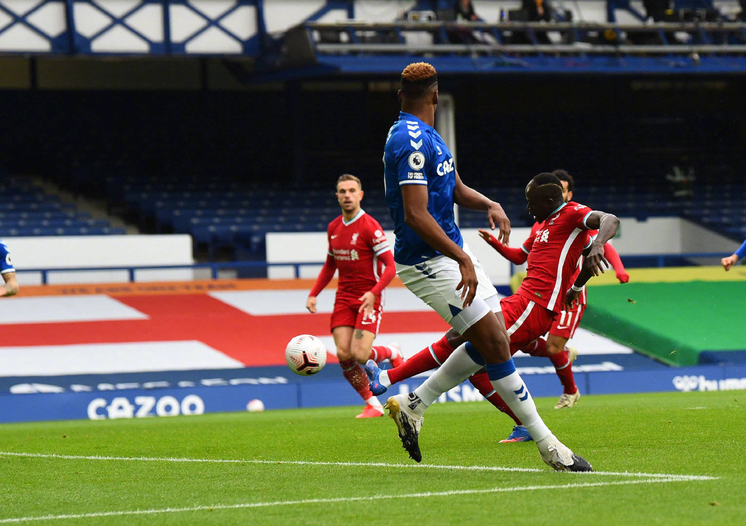 中不容忽视 中不容忽视