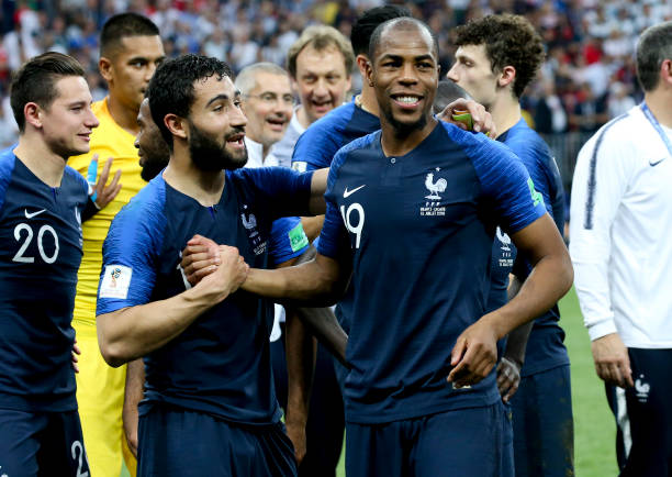 小卢和梅玉 小卢和梅玉