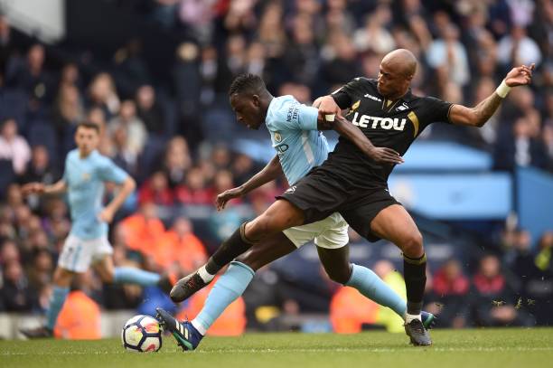 仅源自对足 仅源自对足