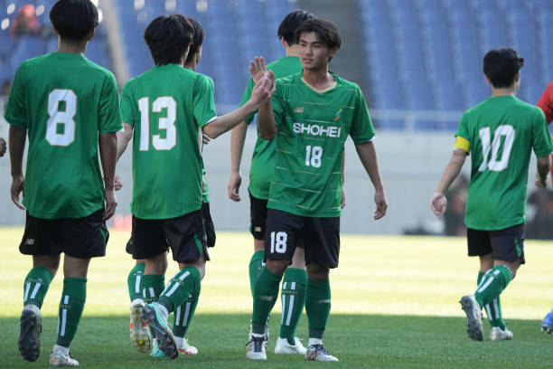 通过对比同 通过对比同