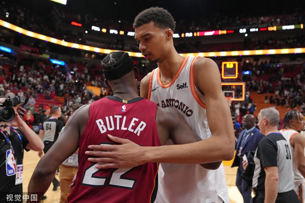 国家队的氛 国家队的氛